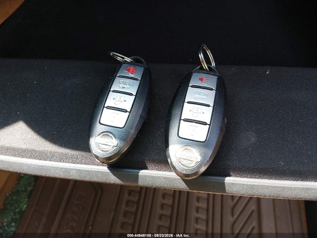 44946108 :رقم المزاد ، JN8AZ1FY5EW300672 vin ، 2014 Nissan Murano Crosscabriolet مزاد بيع