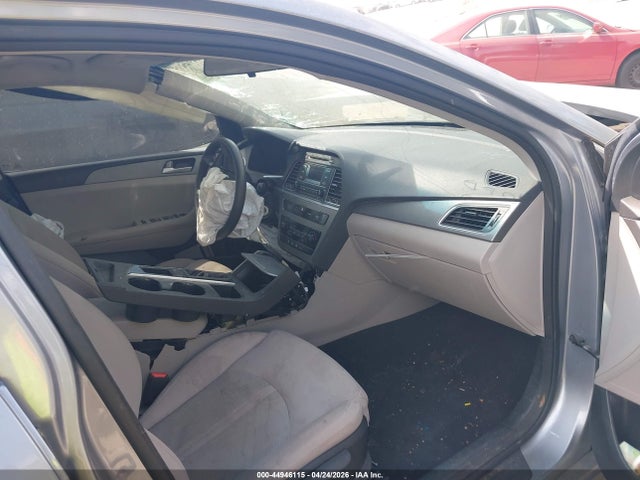 44946115 :رقم المزاد ، 5NPE24AF7FH122277 vin ، 2015 Hyundai Sonata Se مزاد بيع