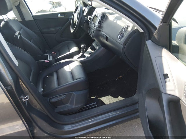44946135 :رقم المزاد ، WVGAV7AX1GW594031 vin ، 2016 Volkswagen Tiguan S مزاد بيع