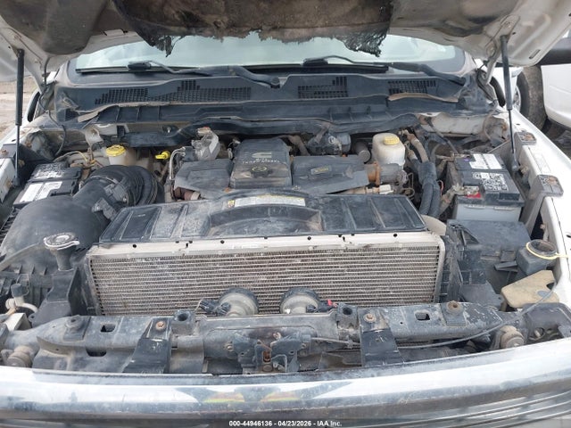 44946136 :رقم المزاد ، 3D73Y3CL3BG607706 vin ، 2011 Ram Ram 3500 Laramie مزاد بيع