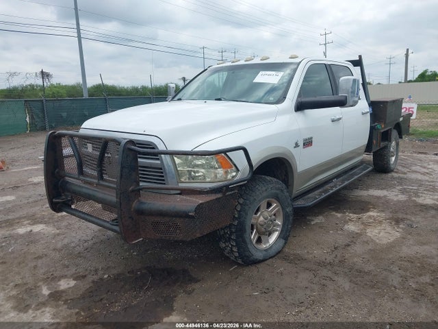 44946136 :رقم المزاد ، 3D73Y3CL3BG607706 vin ، 2011 Ram Ram 3500 Laramie مزاد بيع
