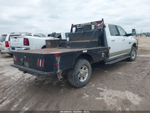 44946136 :رقم المزاد ، 3D73Y3CL3BG607706 vin ، 2011 Ram Ram 3500 Laramie مزاد بيع