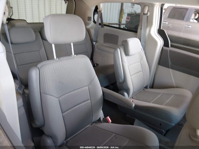 2008 Chrysler Town & Country Lx მანქანა იყიდება აუქციონზე, vin: 2A8HR44H38R623946, აუქციონის ნომერი: 44946229
