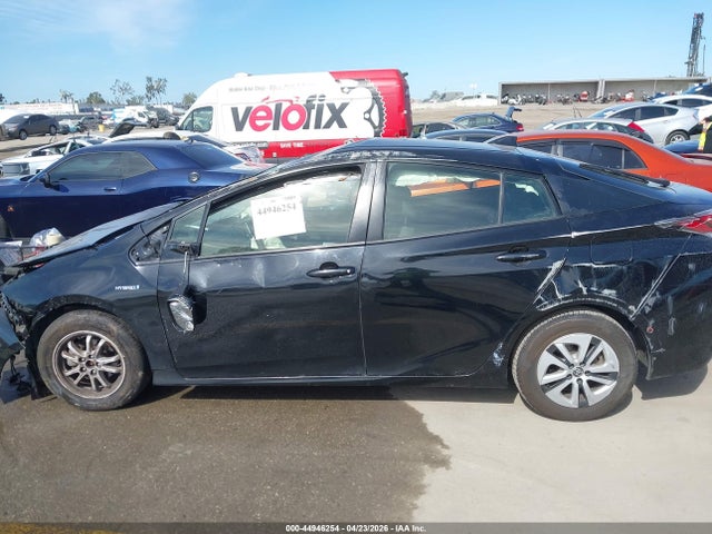 Продажа на аукционе авто 2018 Toyota Prius Two, vin: JTDKBRFU8J3067494, номер лота: 44946254