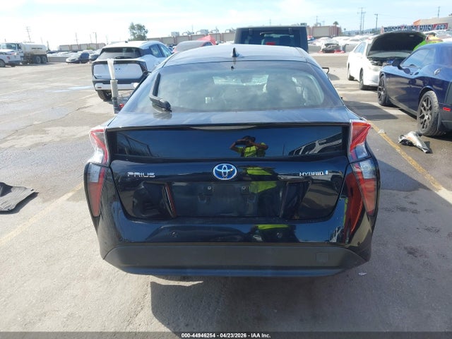 Продажа на аукционе авто 2018 Toyota Prius Two, vin: JTDKBRFU8J3067494, номер лота: 44946254