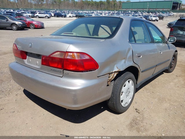 44946275 :رقم المزاد ، JHMCG6656XC001952 vin ، 1999 Honda Accord Lx مزاد بيع