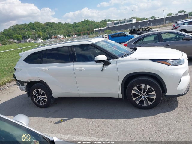 Продажа на аукционе авто 2020 Toyota Highlander Xle, vin: 5TDHZRBHXLS503830, номер лота: 44946284
