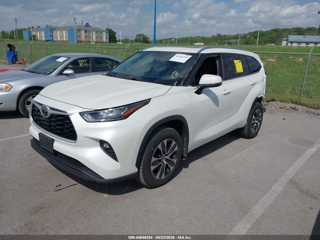 Продажа на аукционе авто 2020 Toyota Highlander Xle, vin: 5TDHZRBHXLS503830, номер лота: 44946284