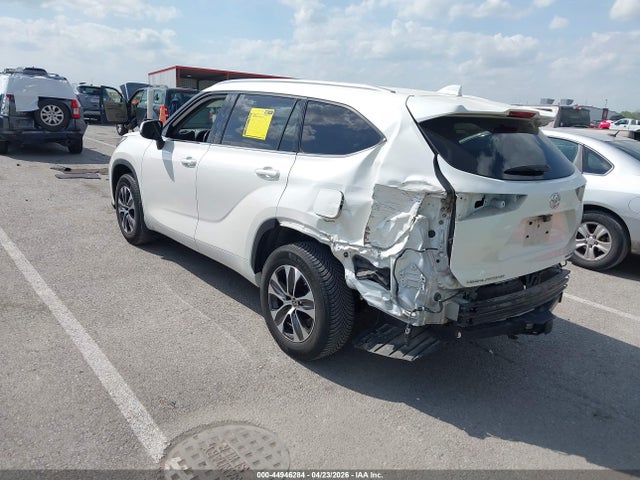 Продажа на аукционе авто 2020 Toyota Highlander Xle, vin: 5TDHZRBHXLS503830, номер лота: 44946284