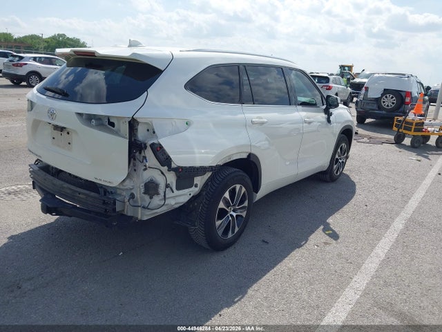 Продажа на аукционе авто 2020 Toyota Highlander Xle, vin: 5TDHZRBHXLS503830, номер лота: 44946284