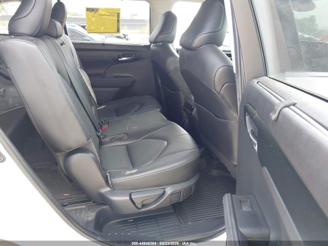 Продажа на аукционе авто 2020 Toyota Highlander Xle, vin: 5TDHZRBHXLS503830, номер лота: 44946284