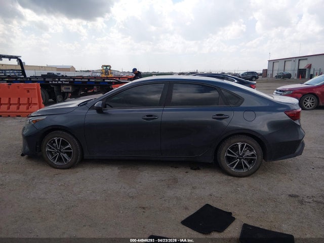 KIA Forte Lxs 2022 3KPF24AD1NE452650 Image 14