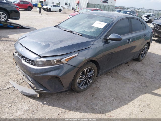 KIA Forte Lxs 2022 3KPF24AD1NE452650 Image 2