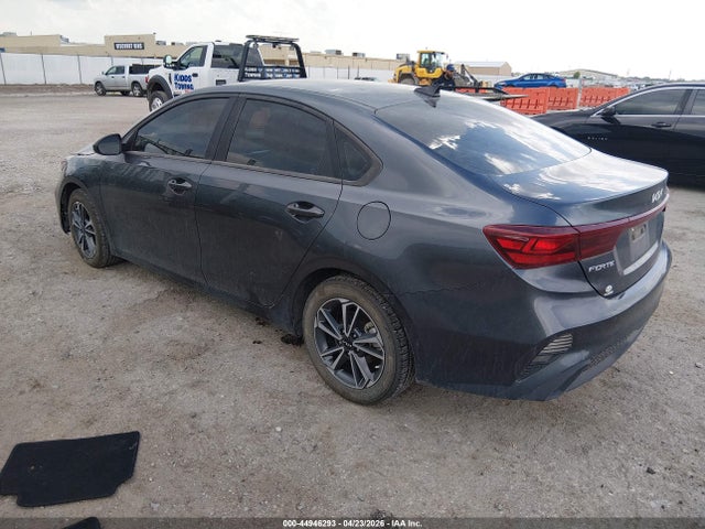 KIA Forte Lxs 2022 3KPF24AD1NE452650 Image 3
