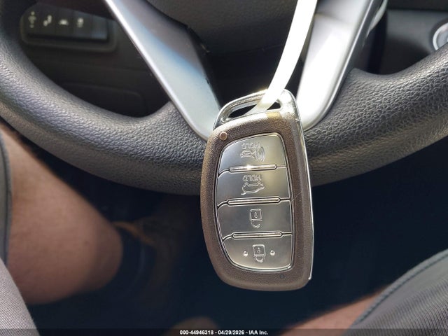 Продажа на аукционе авто 2020 Hyundai Tucson Value, vin: KM8J33A42LU244059, номер лота: 44946318