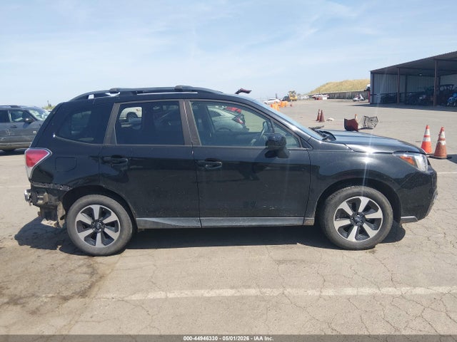 Продаж на аукціоні авто 2018 Subaru Forester 2.5i Premium, vin: JF2SJAGC4JH556392, номер лоту: 44946330