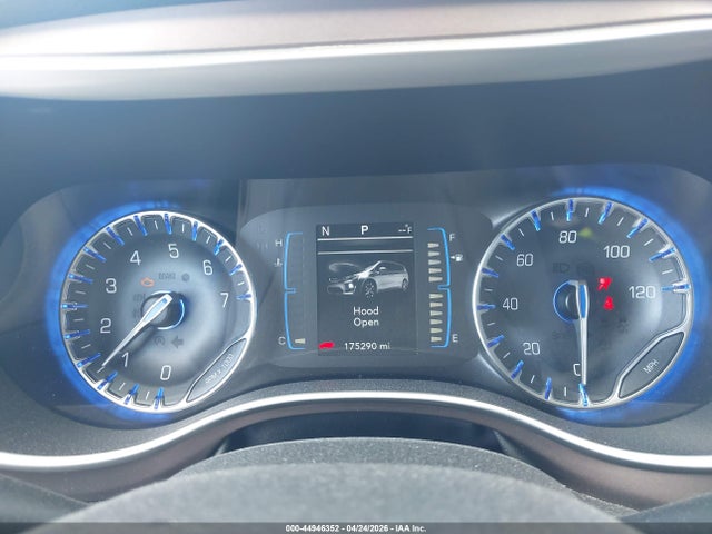 Aukcja sprzedaży 2017 Chrysler Pacifica Touring-l, vin: 2C4RC1BG1HR526265, numer aukcji: 44946352
