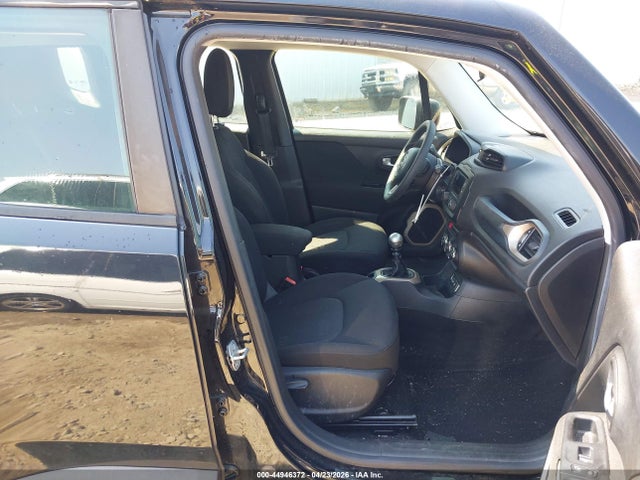Продажа на аукционе авто 2015 Jeep Renegade Sport, vin: ZACCJAAH0FPB52869, номер лота: 44946372