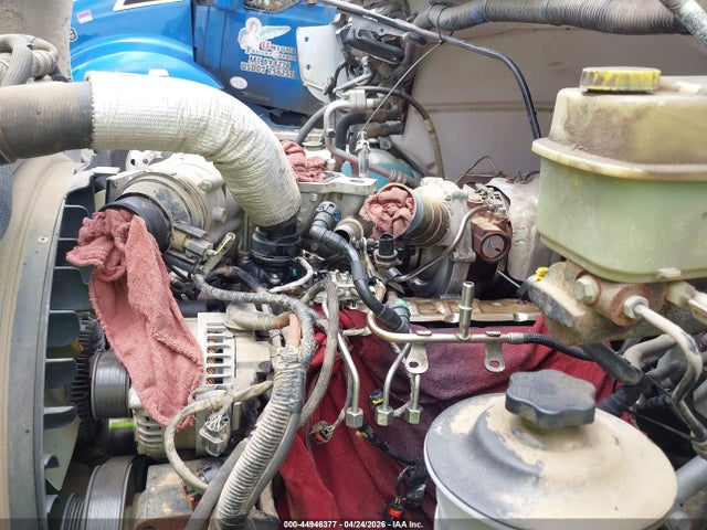 44946377 :رقم المزاد ، 1FDNF6EC4JDF00209 vin ، 2018 Ford F-650 Diesel Kick-up Frame مزاد بيع