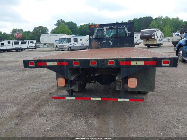 44946377 :رقم المزاد ، 1FDNF6EC4JDF00209 vin ، 2018 Ford F-650 Diesel Kick-up Frame مزاد بيع