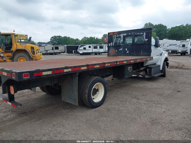 44946377 :رقم المزاد ، 1FDNF6EC4JDF00209 vin ، 2018 Ford F-650 Diesel Kick-up Frame مزاد بيع