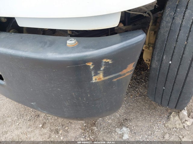 44946377 :رقم المزاد ، 1FDNF6EC4JDF00209 vin ، 2018 Ford F-650 Diesel Kick-up Frame مزاد بيع
