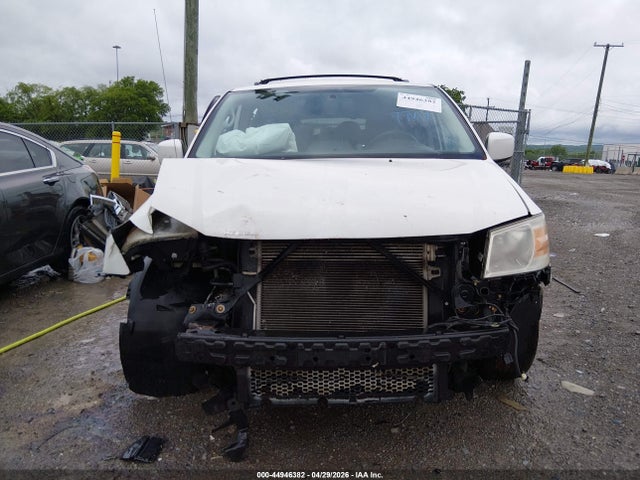 Продажа на аукционе авто 2010 Dodge Grand Caravan Sxt, vin: 2D4RN5D16AR209875, номер лота: 44946382