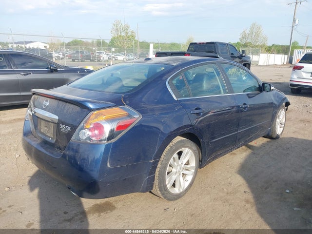 44946385 :رقم المزاد ، 1N4BL2AP5BN490793 vin ، 2011 Nissan Altima 3.5 Sr مزاد بيع