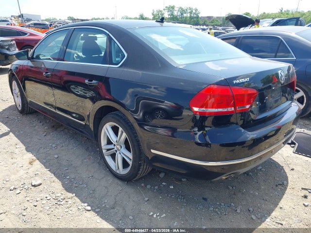 44946427 :رقم المزاد ، 1VWCN7A39CC055644 vin ، 2012 Volkswagen Passat 2.0l Tdi Sel Premium مزاد بيع