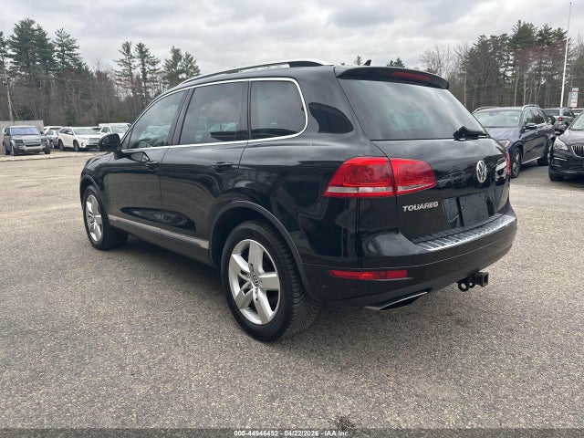2011 Volkswagen Touareg Tdi Lux მანქანა იყიდება აუქციონზე, vin: WVGFK9BP5BD006418, აუქციონის ნომერი: 44946452