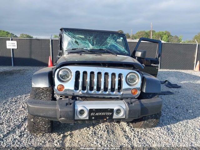 2013 Jeep Wrangler Unlimited Sahara მანქანა იყიდება აუქციონზე, vin: 1C4BJWEG4DL534041, აუქციონის ნომერი: 44946480