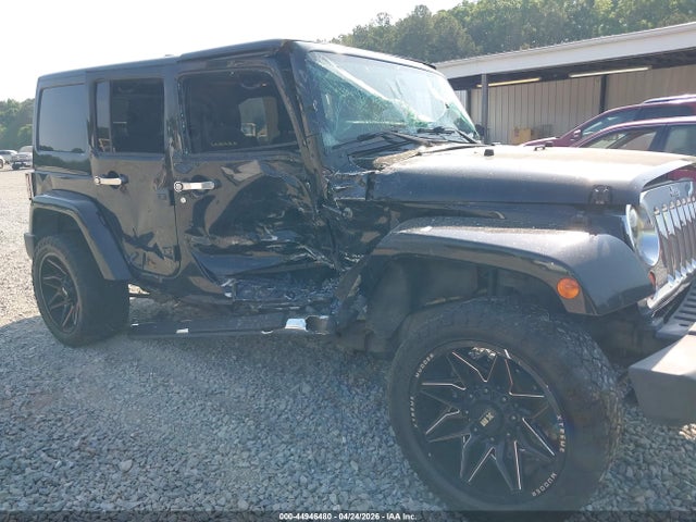 2013 Jeep Wrangler Unlimited Sahara მანქანა იყიდება აუქციონზე, vin: 1C4BJWEG4DL534041, აუქციონის ნომერი: 44946480