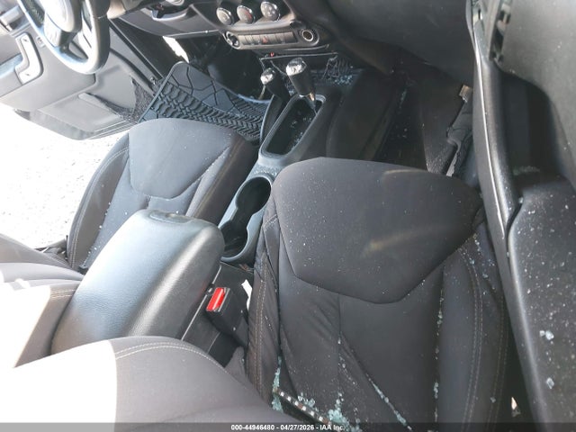 2013 Jeep Wrangler Unlimited Sahara მანქანა იყიდება აუქციონზე, vin: 1C4BJWEG4DL534041, აუქციონის ნომერი: 44946480