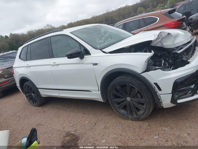 Продаж на аукціоні авто 2020 Volkswagen Tiguan 2.0t Se/2.0t Se R-line Black/2.0t Sel, vin: 3VV2B7AX3LM164451, номер лоту: 44946497