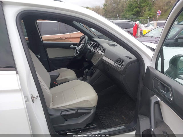 Продаж на аукціоні авто 2020 Volkswagen Tiguan 2.0t Se/2.0t Se R-line Black/2.0t Sel, vin: 3VV2B7AX3LM164451, номер лоту: 44946497