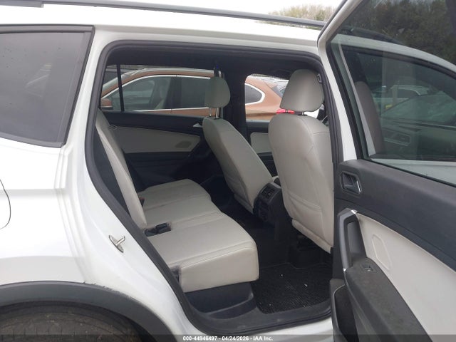 Продаж на аукціоні авто 2020 Volkswagen Tiguan 2.0t Se/2.0t Se R-line Black/2.0t Sel, vin: 3VV2B7AX3LM164451, номер лоту: 44946497