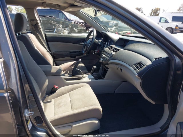 Продажа на аукционе авто 2011 Honda Accord 2.4 Lx-p, vin: 1HGCP2F41BA081815, номер лота: 44946515
