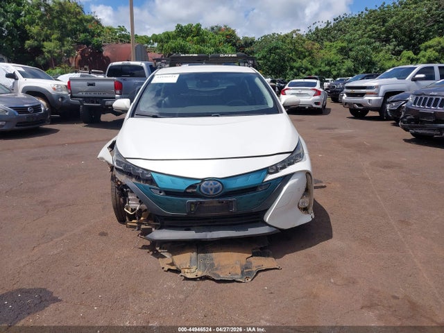 Продажа на аукционе авто 2017 Toyota Prius Prime Advanced, vin: JTDKARFP5H3004120, номер лота: 44946524