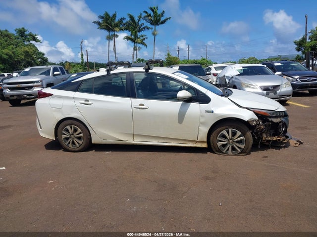 Продажа на аукционе авто 2017 Toyota Prius Prime Advanced, vin: JTDKARFP5H3004120, номер лота: 44946524
