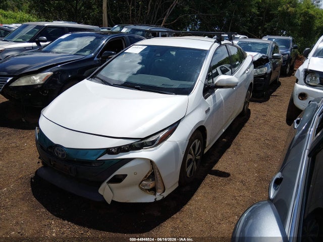 Продажа на аукционе авто 2017 Toyota Prius Prime Advanced, vin: JTDKARFP5H3004120, номер лота: 44946524