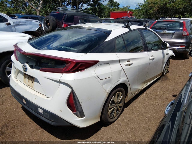 Продажа на аукционе авто 2017 Toyota Prius Prime Advanced, vin: JTDKARFP5H3004120, номер лота: 44946524