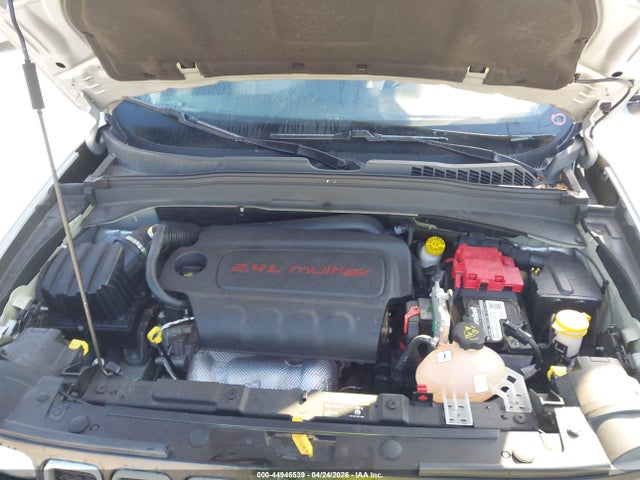 44946539 :رقم المزاد ، ZACNJABBXLPL03015 vin ، 2020 Jeep Renegade Latitude Fwd مزاد بيع