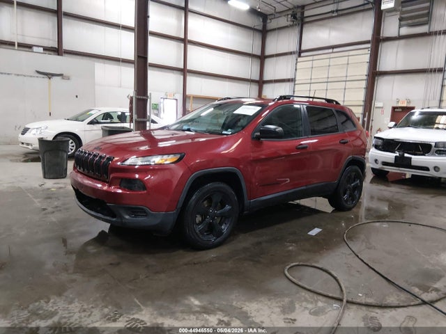 1C4PJMAB3HW567962 Jeep Cherokee Altitude 4x4