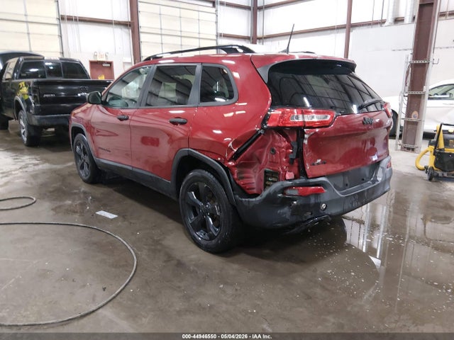 1C4PJMAB3HW567962 Jeep Cherokee Altitude 4x4
