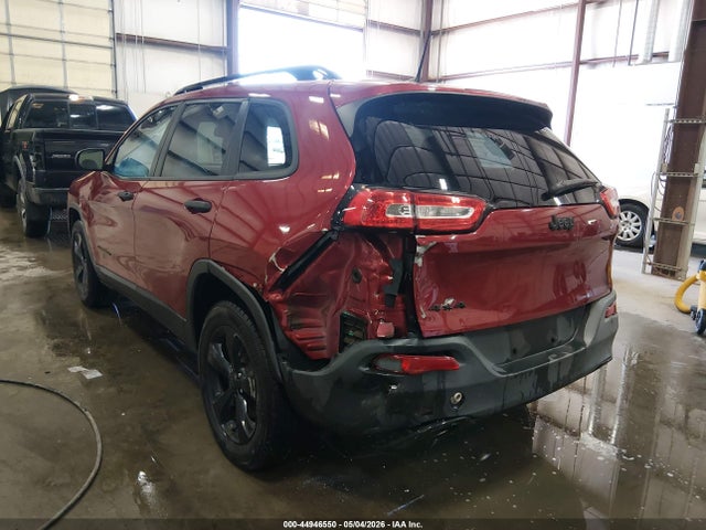 1C4PJMAB3HW567962 Jeep Cherokee Altitude 4x4