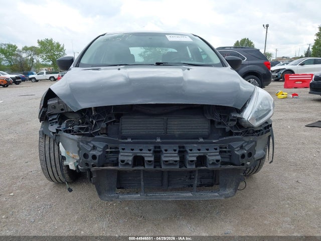 Продажа на аукционе авто 2016 Ford Focus S, vin: 1FADP3E2XGL237148, номер лота: 44946551