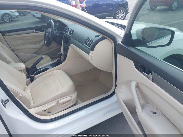Продаж на аукціоні авто 2014 Volkswagen Passat 1.8t Se, vin: 1VWBT7A34EC099474, номер лоту: 44946556