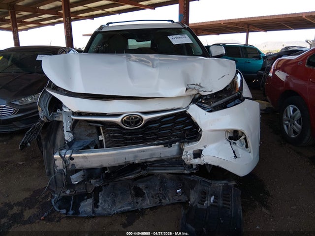 Toyota Highlander Xle 2021 5TDHZRBH7MS543543 Image 13