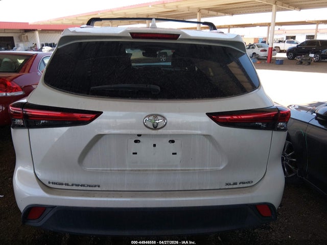 Toyota Highlander Xle 2021 5TDHZRBH7MS543543 Image 17