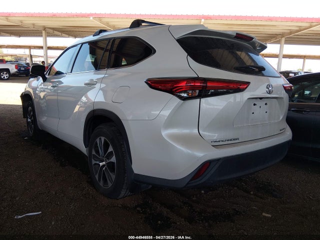 Toyota Highlander Xle 2021 5TDHZRBH7MS543543 Image 3